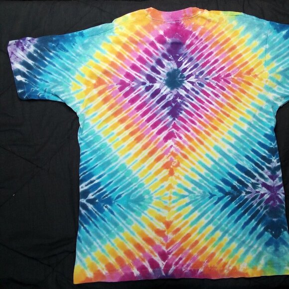Vintage 90s Diamond Rainbow Tie Dye T-Shirt - Picture 5 of 6